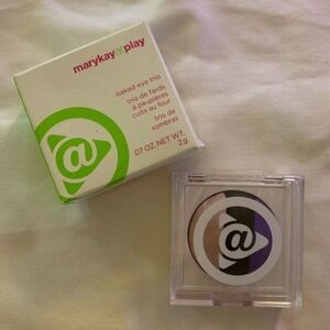 Mary Kay @ Play Baked Eye Trio Eye Shadow - Purple Eclipse - New